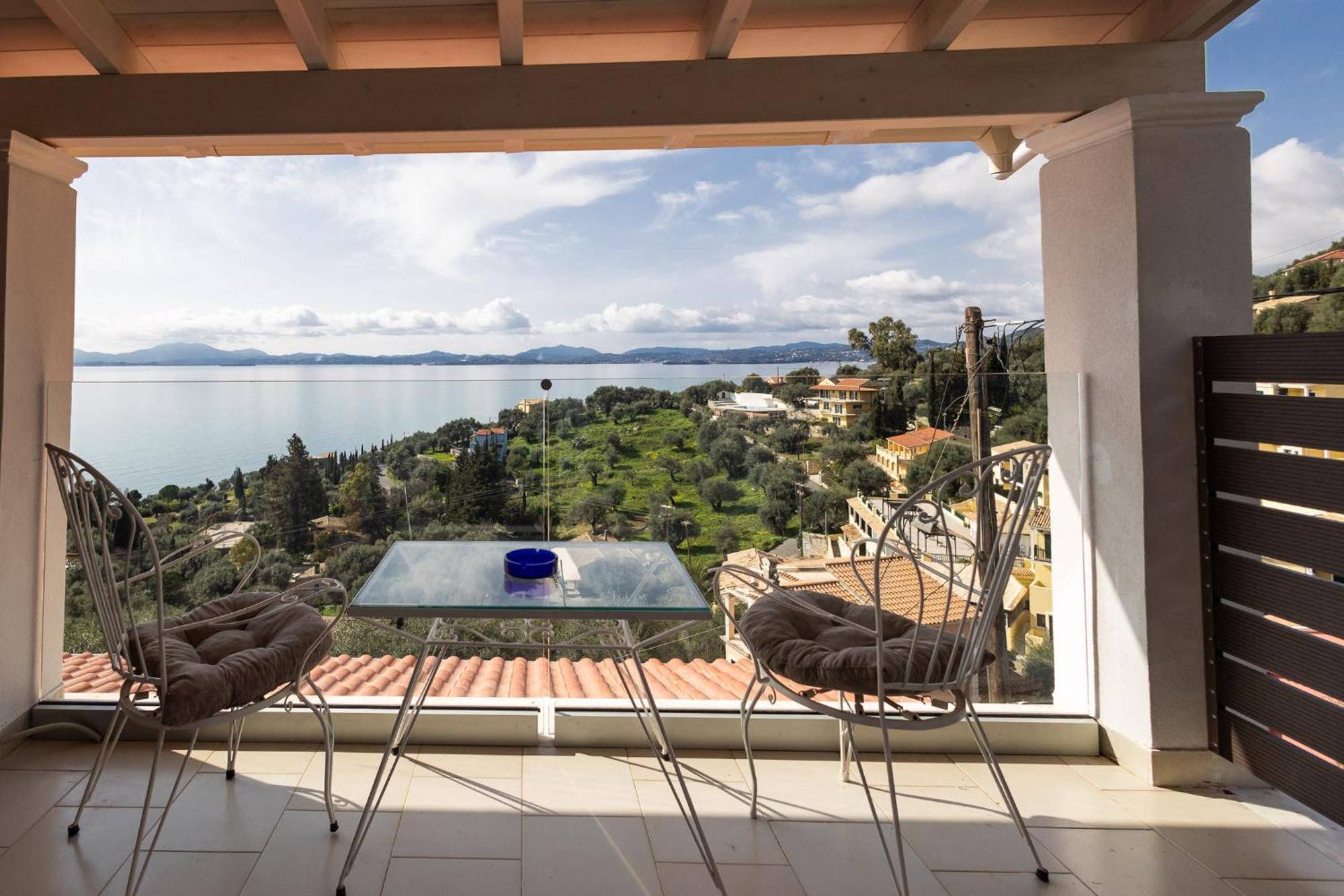 Vallia's Seaview & Stylish By Konnect, Nisaki *