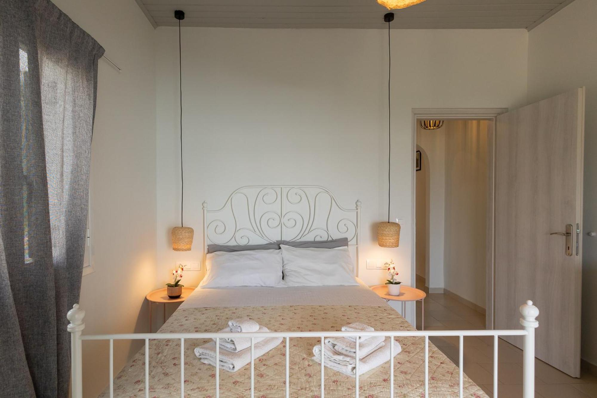 Vallia's Seaview & Stylish By Konnect, Nisaki Appartement