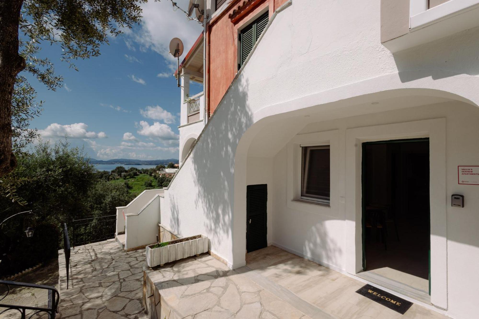 Appartement Vallia's Seaview & Stylish By Konnect, Nisaki *